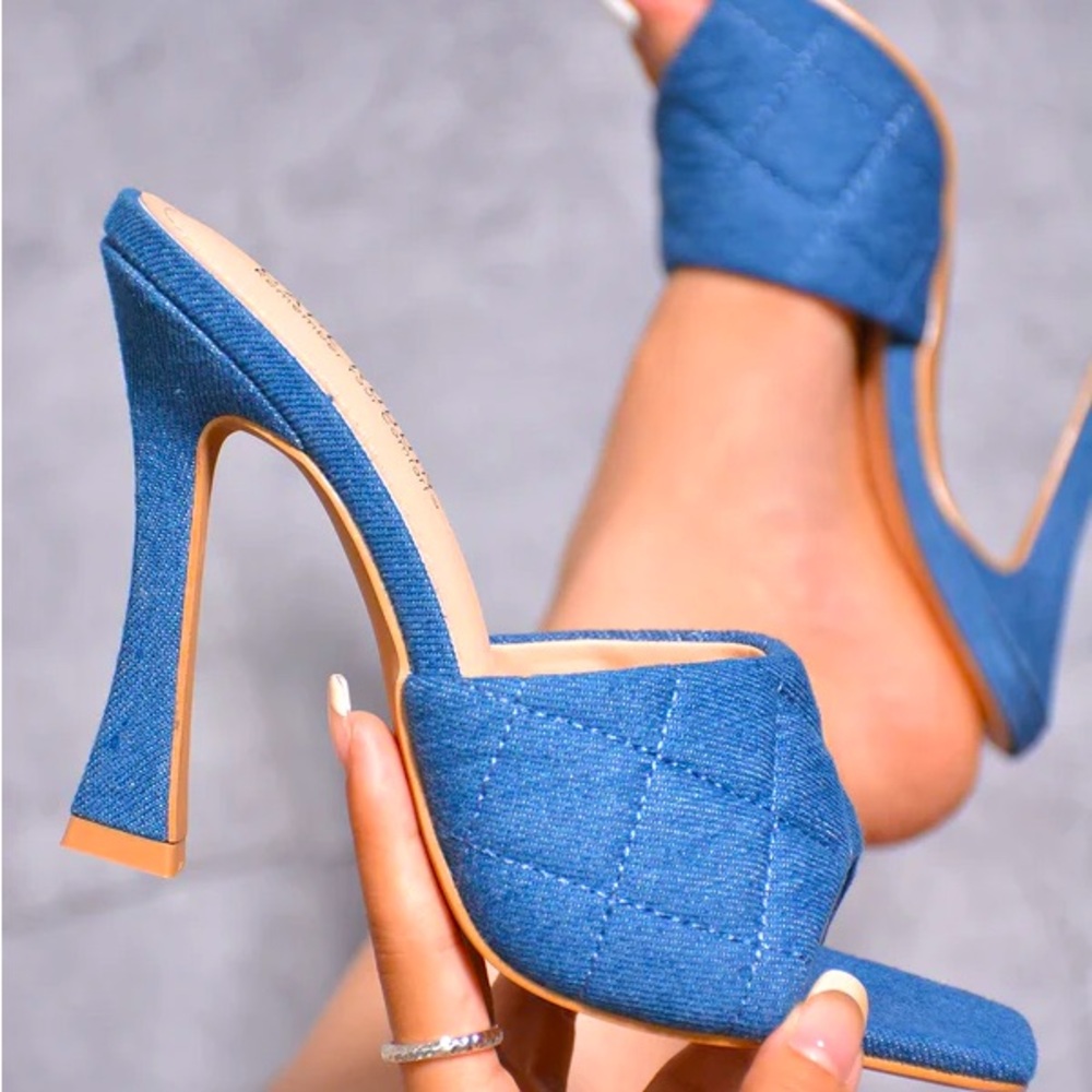 BRENTON HEELS BLUE